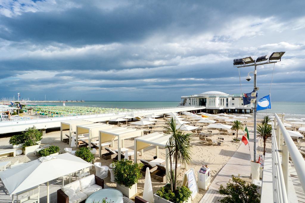 Terrazza Marconi Hotel&Spamarine Сенигаллия Экстерьер фото