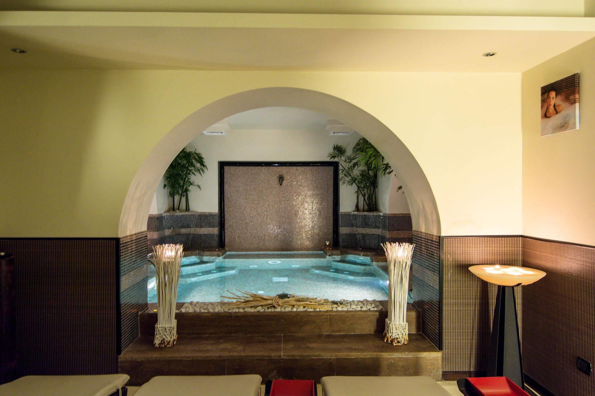 Terrazza Marconi Hotel&Spamarine Сенигаллия Экстерьер фото