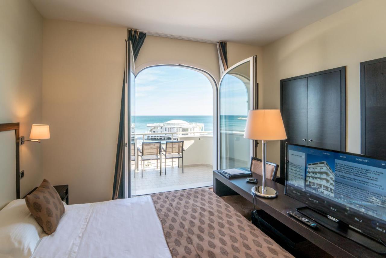 Terrazza Marconi Hotel&Spamarine Сенигаллия Экстерьер фото